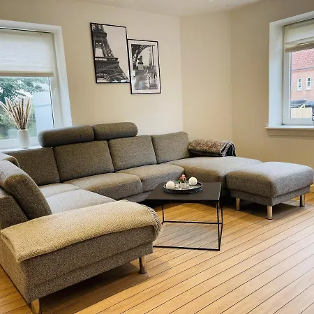 Aday - Elegant And Bright Close To The Airport Norresundby